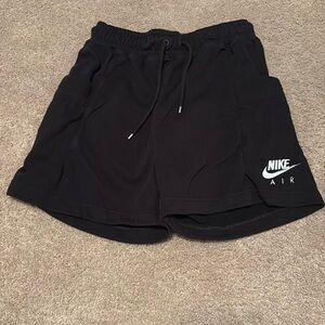 Baggy Nike shorts worn once